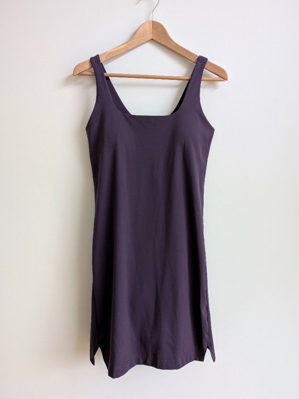 Old Navy Active Medium PowerSoft Built-In Bra golf dress inner body suit shorts